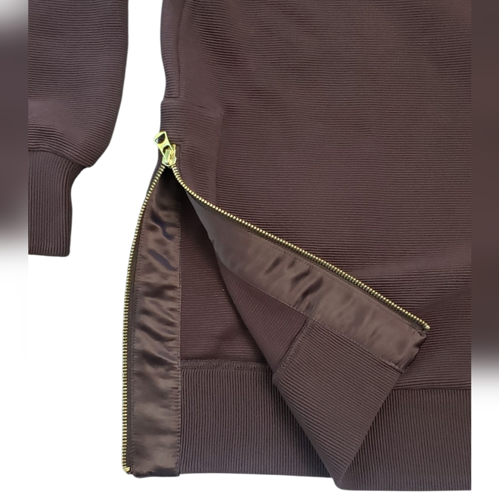 Varley Mae Sweatshirt with Gold Accent - Picture 10 of 15